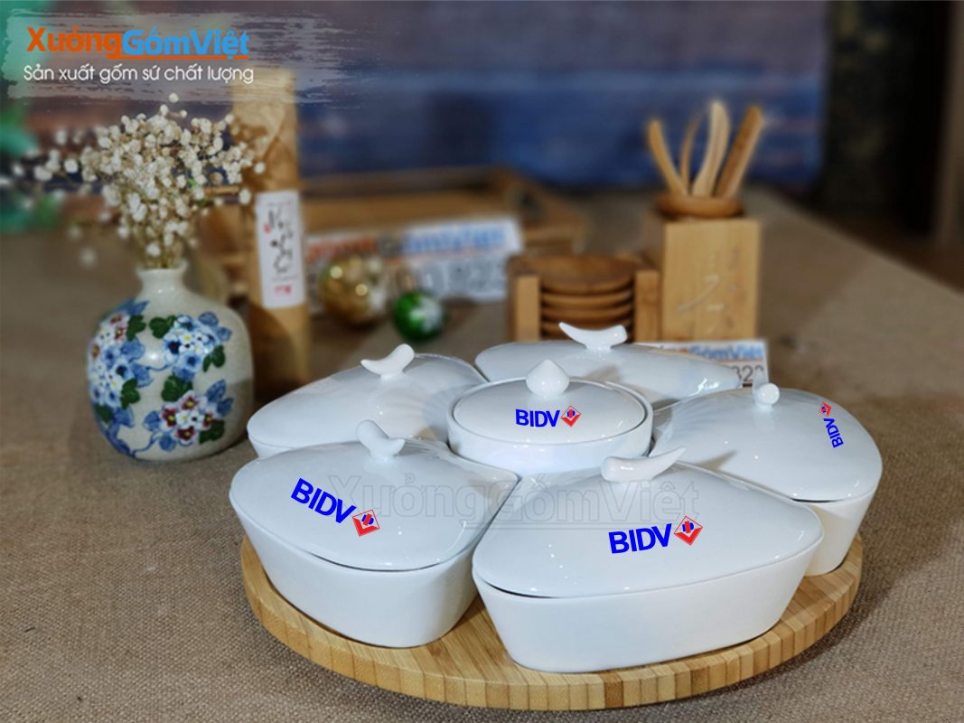 Khay mứt sứ in logo quà tặng Tết