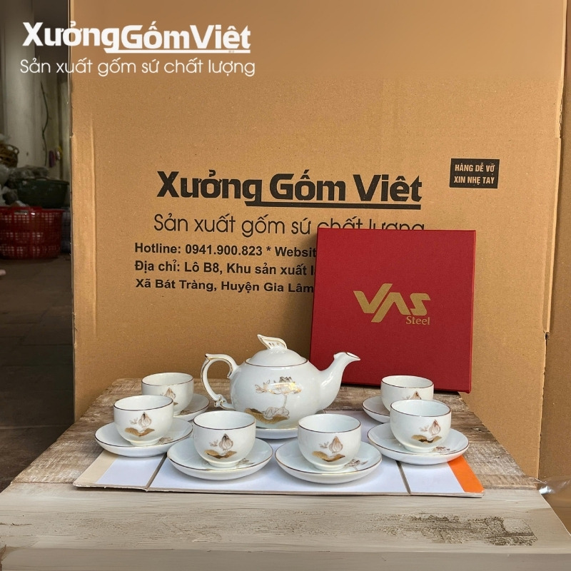 Mẫu ấm chén in logo làm quà tặng