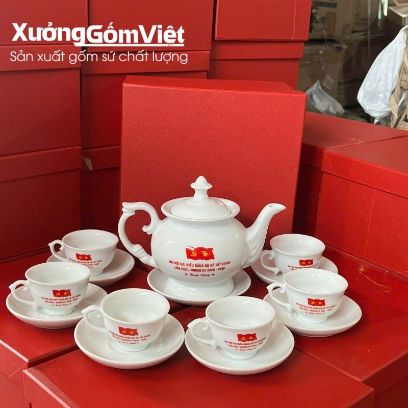 Ấm chén đại hội Đảng in logo