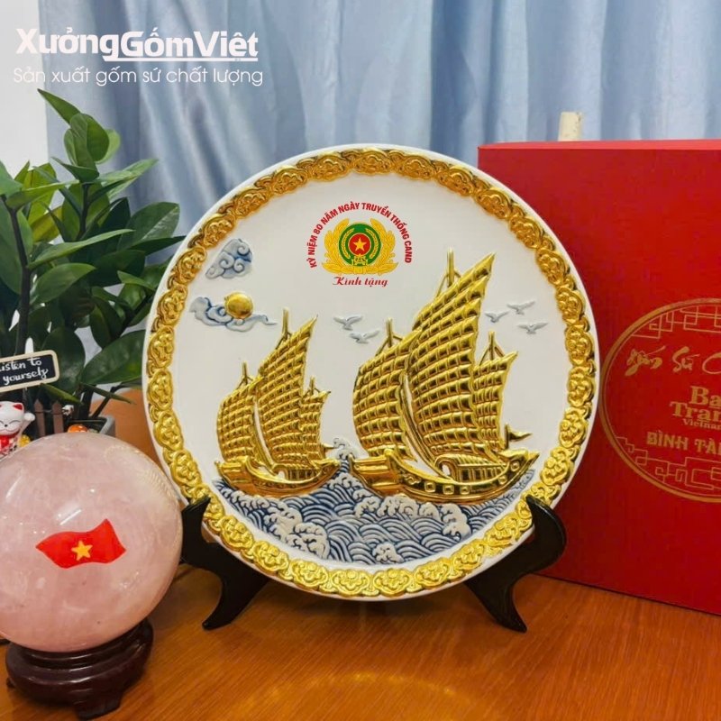 dia-trung-bay-in-logo-ky-niem-80-nam-ngay-cand (2)